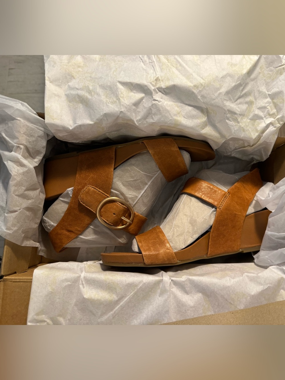 NWT Sofft Vaya (RET $120) Leather Wedge Sandals, Size 7 - Picture 2 of 6